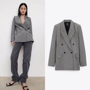 ZARA Women’s checkered double breasted blazer